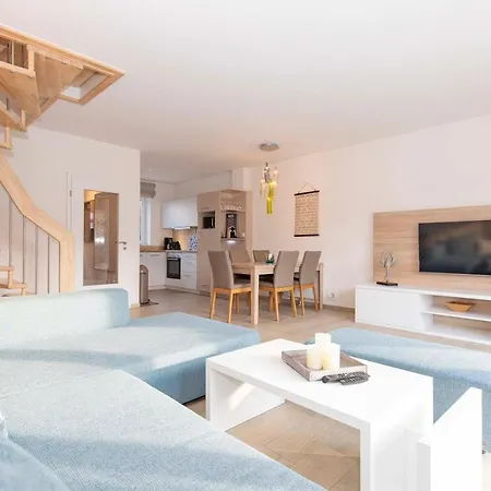 Marina 22-b * Κουξχάφεν